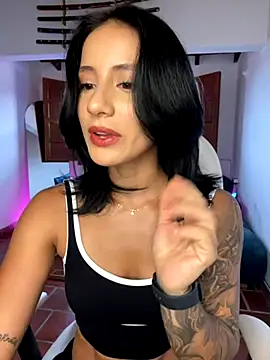 Snapshot of Ale_Lewis chatting on September 24, 8:59 pm Ale Lewis online show from September 24, 8:59 pm