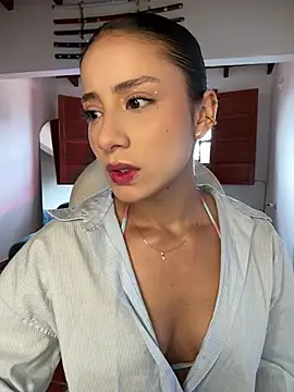 Ale Lewis online show from January 10, 2:12 pm