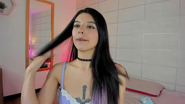 NanaRott online show from March 7, 11:10 pm