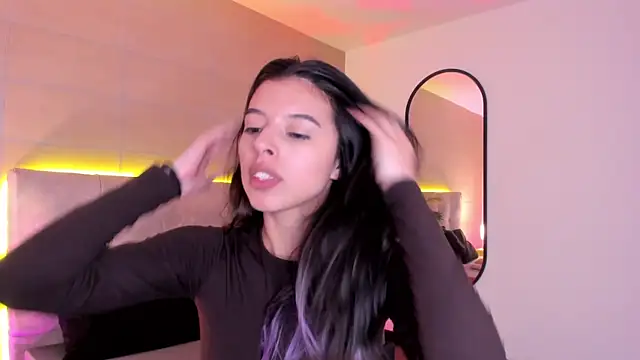 NanaRott online show from January 13, 7:40 pm