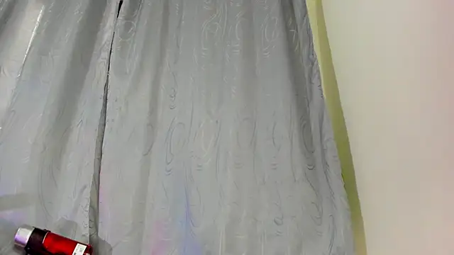 Snapshot of NanaRott chatting on October 1, 6:34 pm NanaRott online show from October 1, 6:34 pm