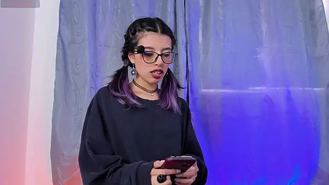 Snapshot of NanaRott chatting on February 11, 9:46 pm NanaRott online show from February 11, 9:46 pm