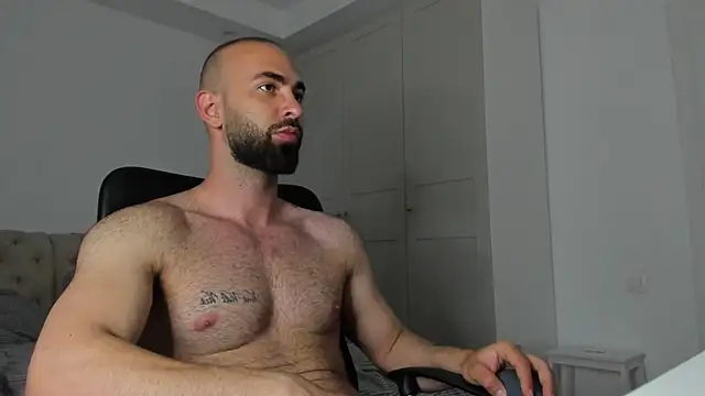 MichaelMasterss online show from May 25, 7:12 pm