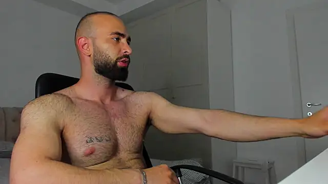 MichaelMasterss online show from May 26, 10:30 pm