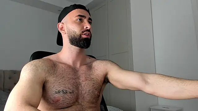 MichaelMasterss online show from March 31, 9:17 pm