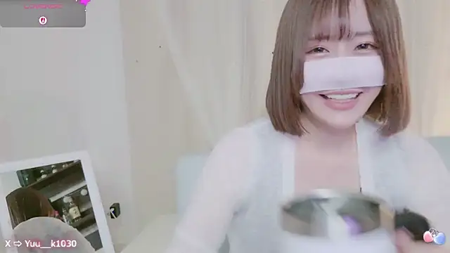 Snapshot of Yuu__k chatting on March 19, 1:29 pm Yuu k online show from March 19, 1:29 pm