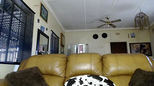 Gucci Bx online show from April 19, 2:40 pm