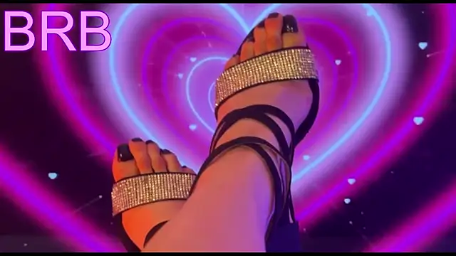 Snapshot of _Jessy_Moon_ chatting on June 4, 10:58 pm Jessy Moon online show from June 4, 10:58 pm
