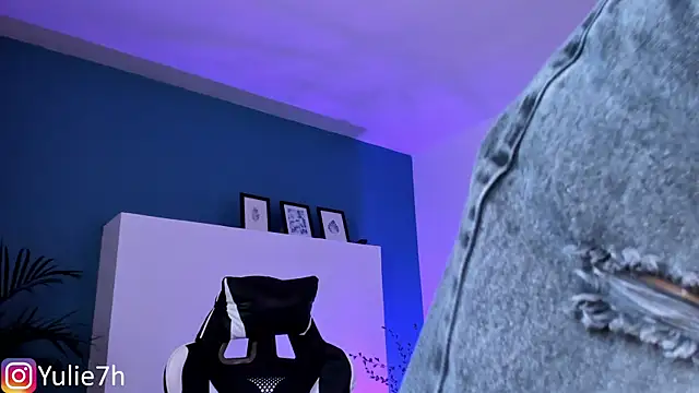  Jessy Moon  online show from September 30, 7:53 pm