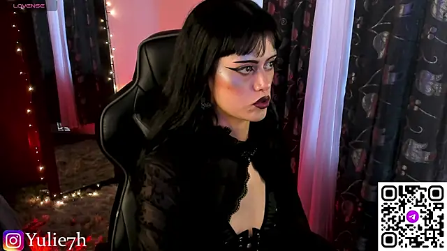 Snapshot of _Jessy_Moon_ chatting on July 9, 10:42 pm Jessy Moon online show from July 9, 10:42 pm