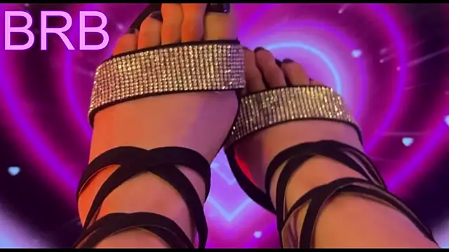  Jessy Moon  online show from April 9, 9:10 pm