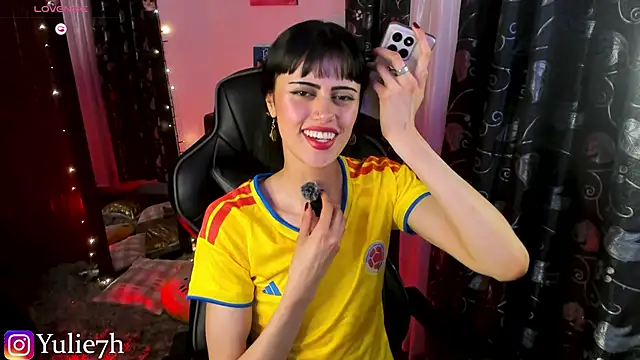 Snapshot of _Jessy_Moon_ chatting on June 18, 12:09 am Jessy Moon online show from June 18, 12:09 am