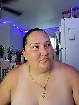 Snapshot of SexyNikki6969 chatting on February 21, 10:37 pm SexyNikki6969 online show from February 21, 10:37 pm