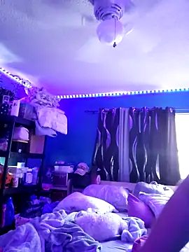 SexyNikki6969 online show from March 28, 7:04 pm