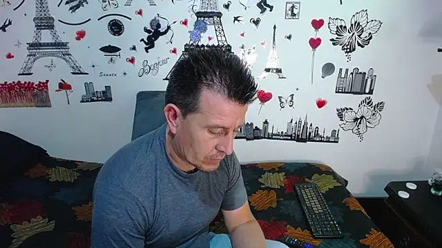Snapshot of amaya_627 chatting on March 2, 3:41 pm amaya 627 online show from March 2, 3:41 pm