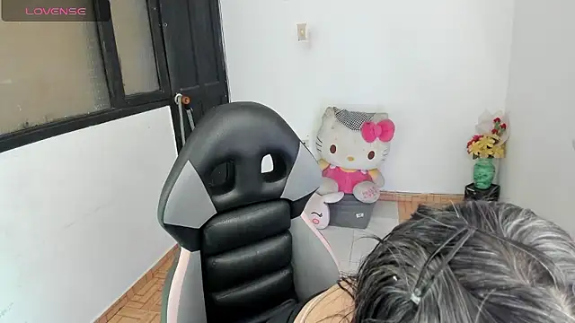 smile sweetpao online show from January 9, 6:04 pm