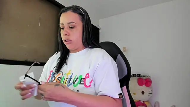 Snapshot of smile_sweetpao chatting on March 22, 12:17 am smile sweetpao online show from March 22, 12:17 am