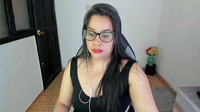 Snapshot of smile_sweetpao chatting on March 4, 6:47 am smile sweetpao online show from March 4, 6:47 am