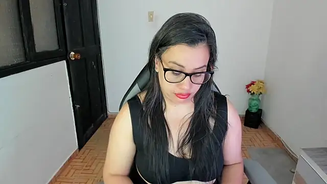 Snapshot of smile_sweetpao chatting on March 4, 3:44 am smile sweetpao online show from March 4, 3:44 am