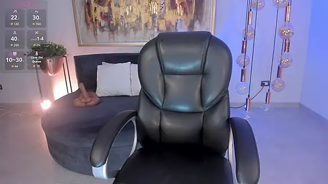 Snapshot of RenataReyes chatting on May 12, 11:55 pm RenataReyes online show from May 12, 11:55 pm