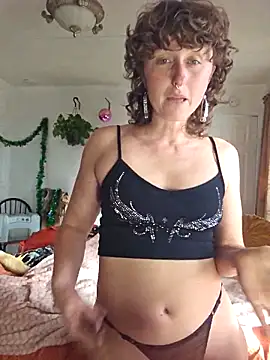 Snapshot of mossy_kiss chatting on December 15, 7:31 pm mossy kiss online show from December 15, 7:31 pm