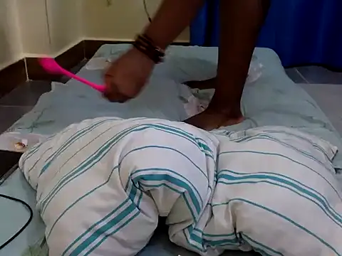 10sexymelo69  online show from March 10, 6:50 am