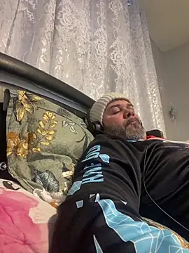 Cristian-Brayan online show from February 13, 6:08 pm