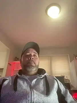 Snapshot of Cristian-Brayan chatting on February 13, 1:37 pm Cristian-Brayan online show from February 13, 1:37 pm