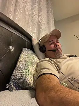 Cristian-Brayan online show from March 9, 9:18 pm