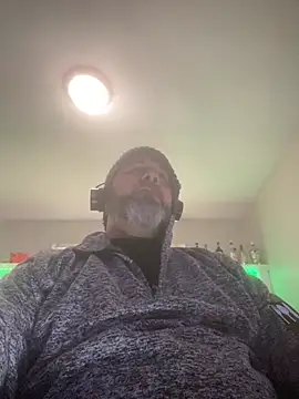 Snapshot of Cristian-Brayan chatting on January 17, 2:50 pm Cristian-Brayan online show from January 17, 2:50 pm