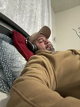 Cristian-Brayan online show from November 11, 11:49 am