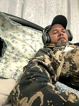 Cristian-Brayan online show from November 7, 11:15 am