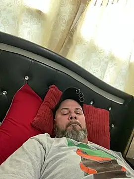 Snapshot of Cristian-Brayan chatting on February 27, 4:32 pm Cristian-Brayan online show from February 27, 4:32 pm