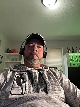 Snapshot of Cristian-Brayan chatting on March 22, 2:58 pm Cristian-Brayan online show from March 22, 2:58 pm