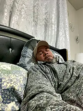 Snapshot of Cristian-Brayan chatting on October 28, 10:36 am Cristian-Brayan online show from October 28, 10:36 am