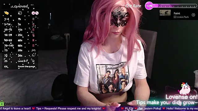 strawberry muffin online show from February 13, 6:37 pm