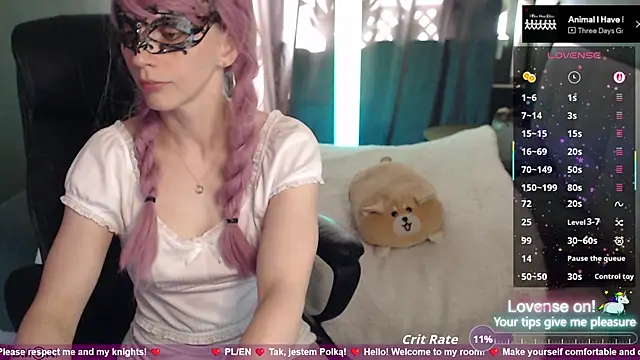 strawberry muffin online show from May 22, 3:54 pm