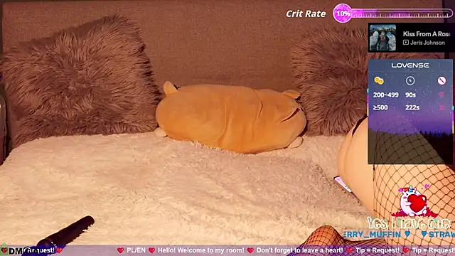 strawberry muffin online show from July 17, 7:44 pm