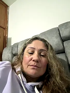 Snapshot of gabiTetas chatting on September 18, 9:40 pm gabiTetas online show from September 18, 9:40 pm