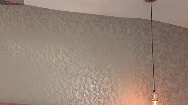 Alexa Thaylor  online show from May 11, 4:04 pm