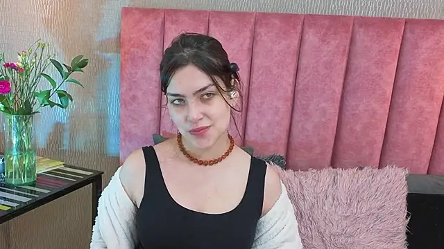 Alexa Thaylor  online show from February 23, 3:23 pm