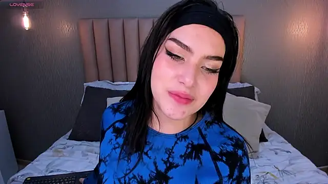 Alexa Thaylor  online show from March 20, 2:32 pm