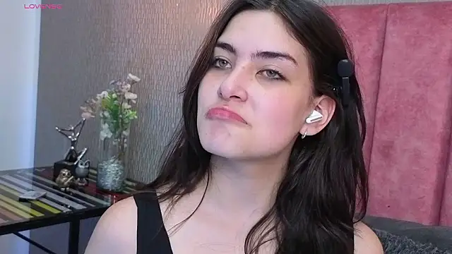 Alexa Thaylor  online show from March 9, 3:59 pm