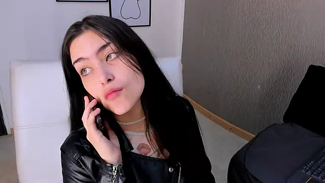 Alexa Thaylor  online show from December 4, 3:00 pm