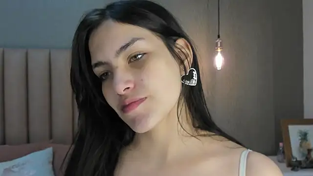 Alexa Thaylor  online show from September 13, 3:12 pm