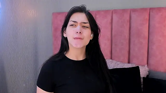 Alexa Thaylor  online show from November 6, 3:05 pm