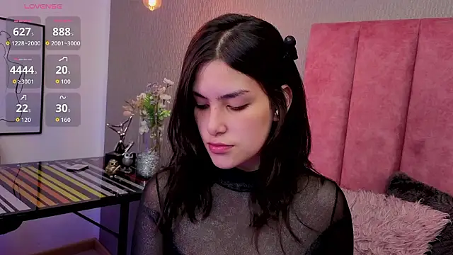 Alexa Thaylor  online show from March 14, 3:51 pm