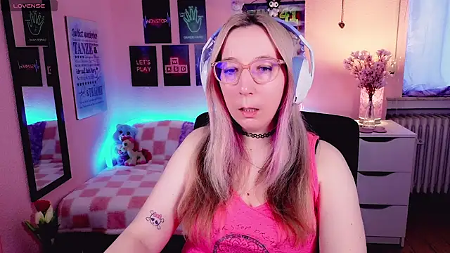 JustKerry online show from February 10, 8:57 am