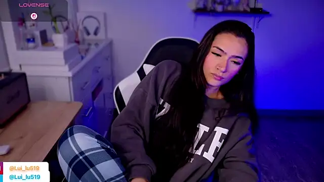 ImLui lu online show from October 19, 5:16 pm