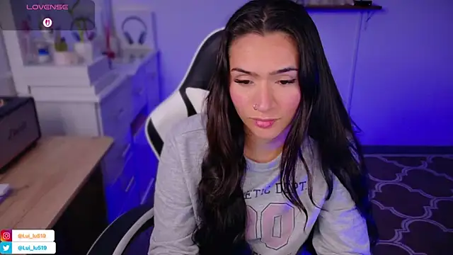 ImLui lu online show from November 10, 8:25 pm